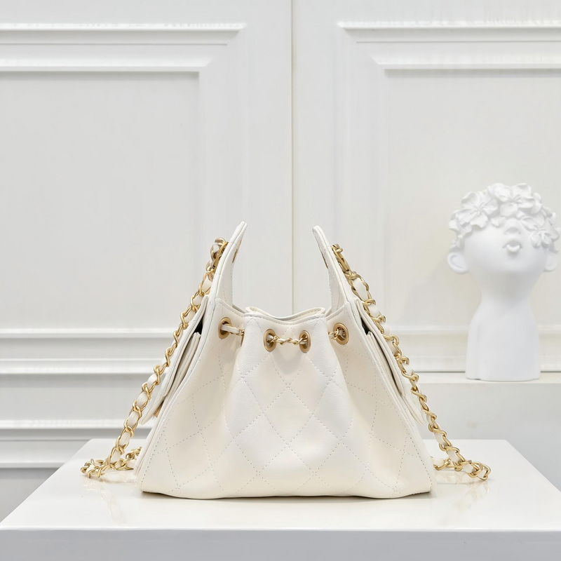 MUST HAVE CC BAG